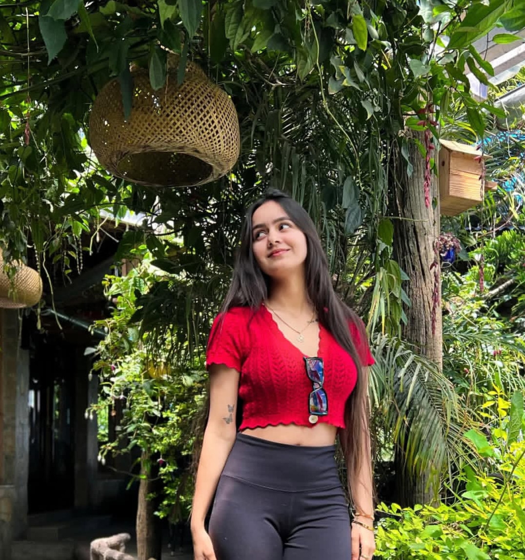 Deepti Sharma Profile Picture