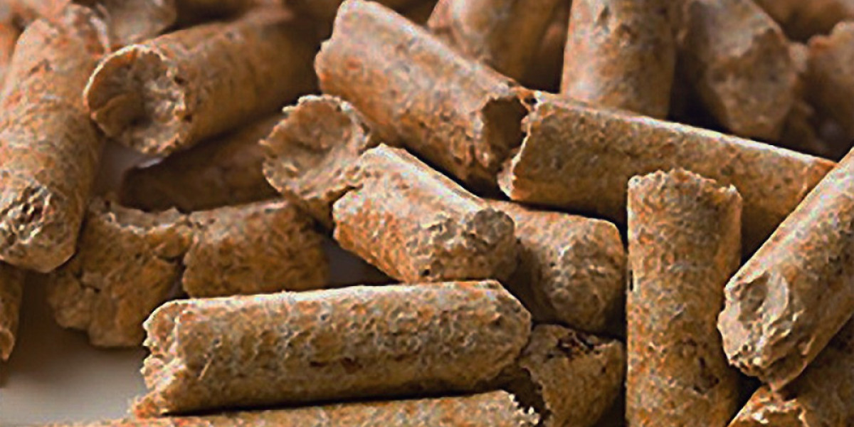 Choosing Firewood and Wood Pellets for Efficient Home Heating