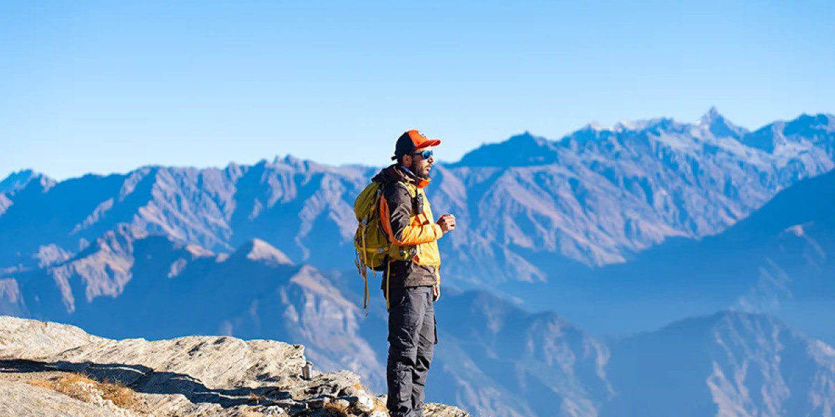 Kedarkantha Trek: A Journey Through Snow, Forests and Himalayan Views